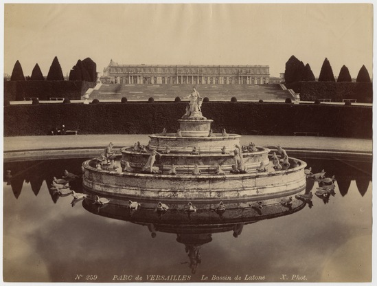 Photograph titled No 259 Parc de Versailles Le Bassin de Latone, albumen, accession number 2002.43.44.