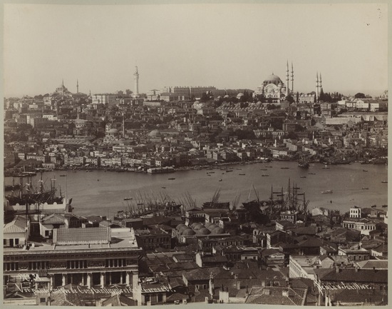 Photograph titled Vue panoramique de Constantinople et de la Corne d'Or., albumen, accession number 2005.3.33.29.a.