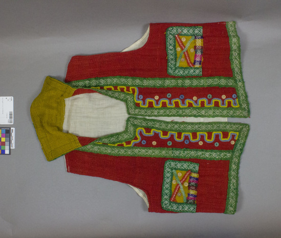 Hearst Museum object titled Vest, accession number 16-8065, described as Cbiliku Man's wool vest