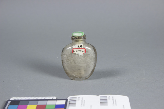 Hearst Museum object titled Snuff bottle, accession number 9-5515a,b, described as Crown over and R with VI beneath