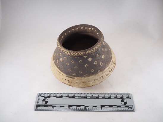 Hearst Museum object titled Vessel, accession number 4-5196, no description available.