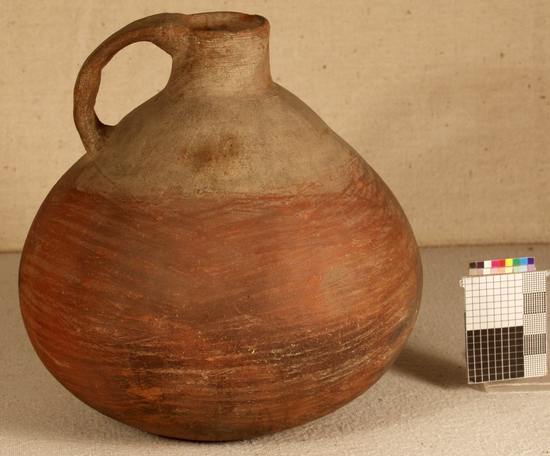 Hearst Museum object titled Jar, accession number 4-6847, no description available.