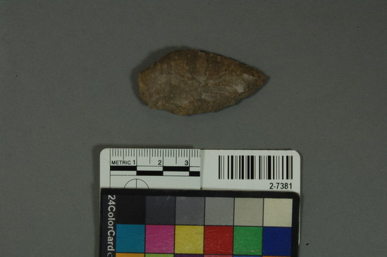 Hearst Museum object titled Projectile point, accession number 2-7381, described as Arrow point.