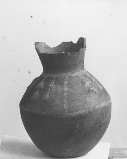 Hearst Museum object titled Black-and-white negative, accession number 15-2194, described as Large painted pitcher 4-3254