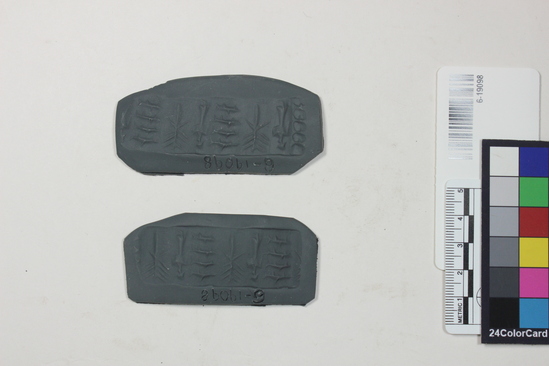 Hearst Museum object titled Seal, accession number 6-19098, described as soapstone (?) seal, cylindrical; length 2 cm
