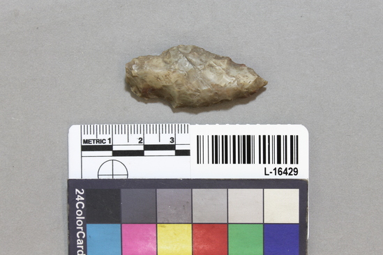 Hearst Museum object titled Projectile, accession number L-16429, described as projetile of chert