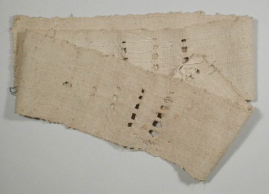 Hearst Museum object titled Textile fragment, accession number 5-11350, described as textile sample (section of narrow band weaving): coarse white cloth with openwork.