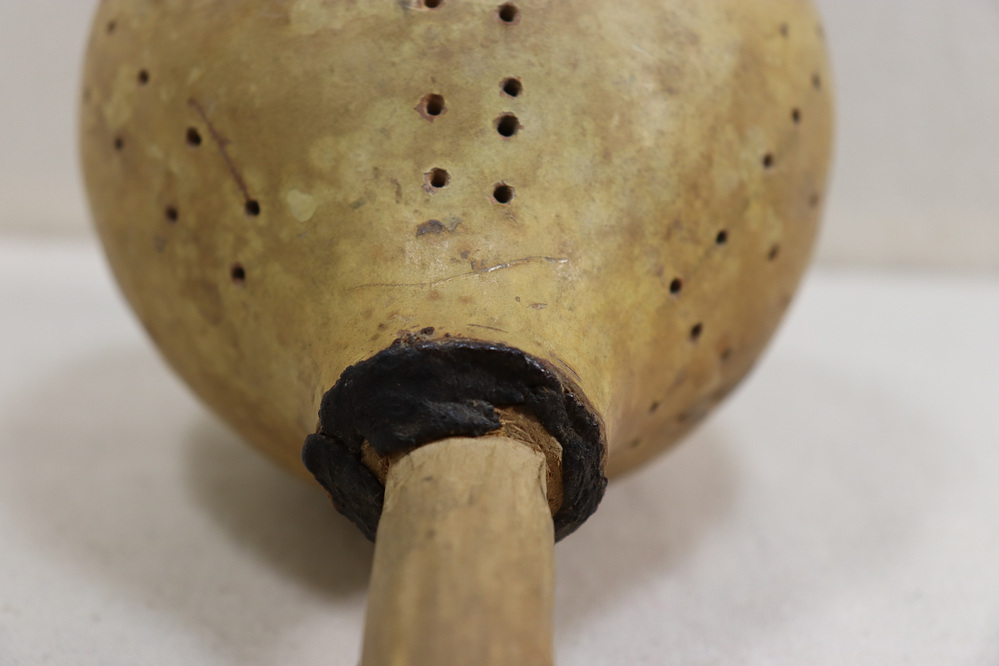 Hearst Museum object titled Rattle, accession number 1-4286, described as Gourd.