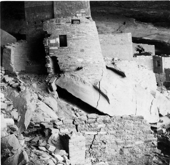 Hearst Museum object titled Black-and-white print, accession number 13-376n, described as One of a set of 17 mounted photos, 3¼ x 3¼ inches, of ruins and scenes of Cliff houses, Mesa Verde, Colorado.