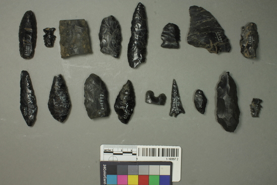 Hearst Museum object titled Points and flakes, accession number 1-16997.2, described as Points and flakes.