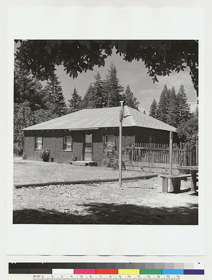 Hearst Museum object titled Black-and-white negative, accession number 15-19587, described as House