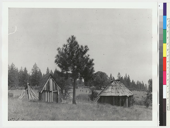 Hearst Museum object titled Black-and-white negative, accession number 15-2754, described as Dwelling houses at Railroad Flat