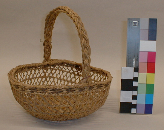 Hearst Museum object titled Basket, accession number 2-22267, described as With handle.