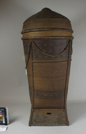 Hearst Museum object titled Basket with lid, accession number 9-21152a,b, no description available.