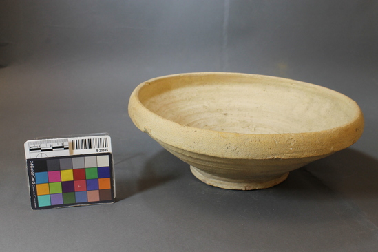 Hearst Museum object titled Bowl, accession number 9-20335, described as Large, shallow and wide ceramic bowl