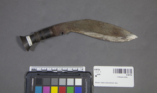 Hearst Museum object titled Knife, accession number 9-9073b, no description available.