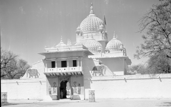 Hearst Museum object titled Black-and-white negative, accession number 15-30517, described as 8 x 10" Black and white negative of a modern Hindu Temple in Gwalior.  Verso: Prints Supplied To: International News., Denver Post. (Also marked "A-43")