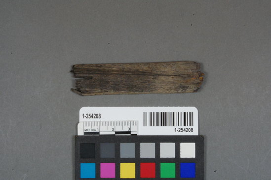 Hearst Museum object titled Wood fragment, accession number 1-254208, no description available.