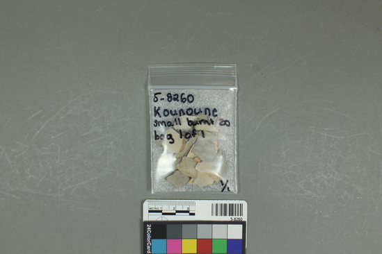 Hearst Museum object 2 of 5 titled Flake, accession number 5-8260, described as Flakes; no secondary flaking; various sizes.