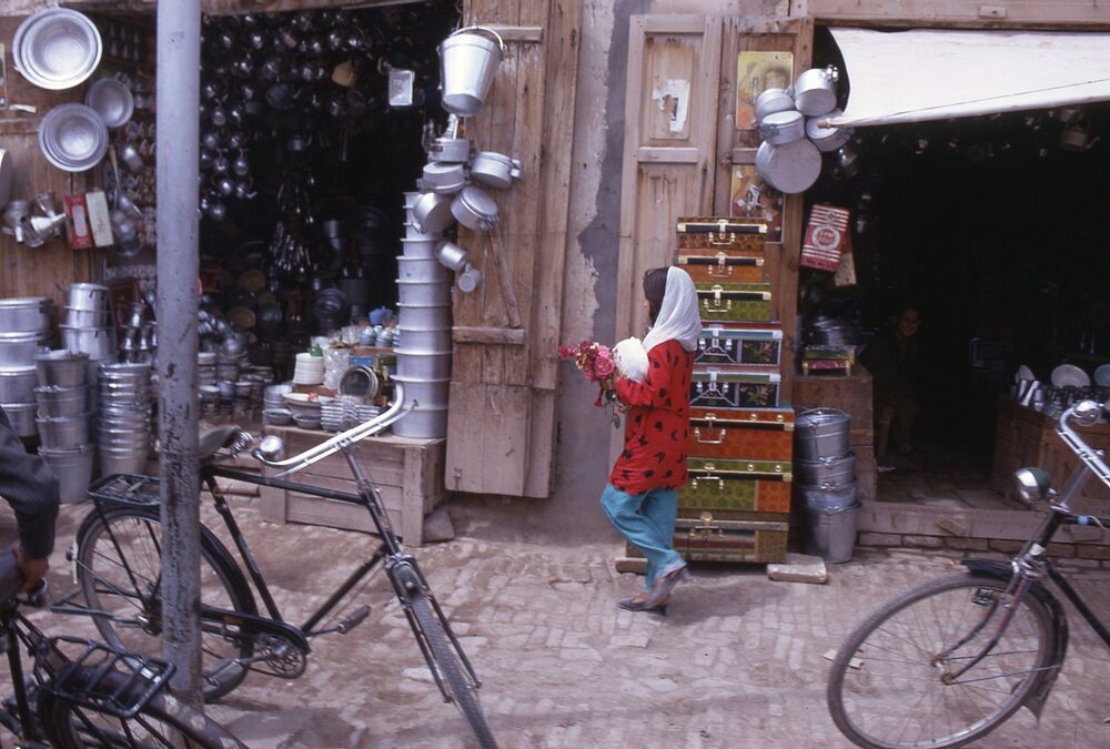 Hearst Museum object titled Color slide, accession number 25-31350, described as 35mm color slide transparency: child in front of store