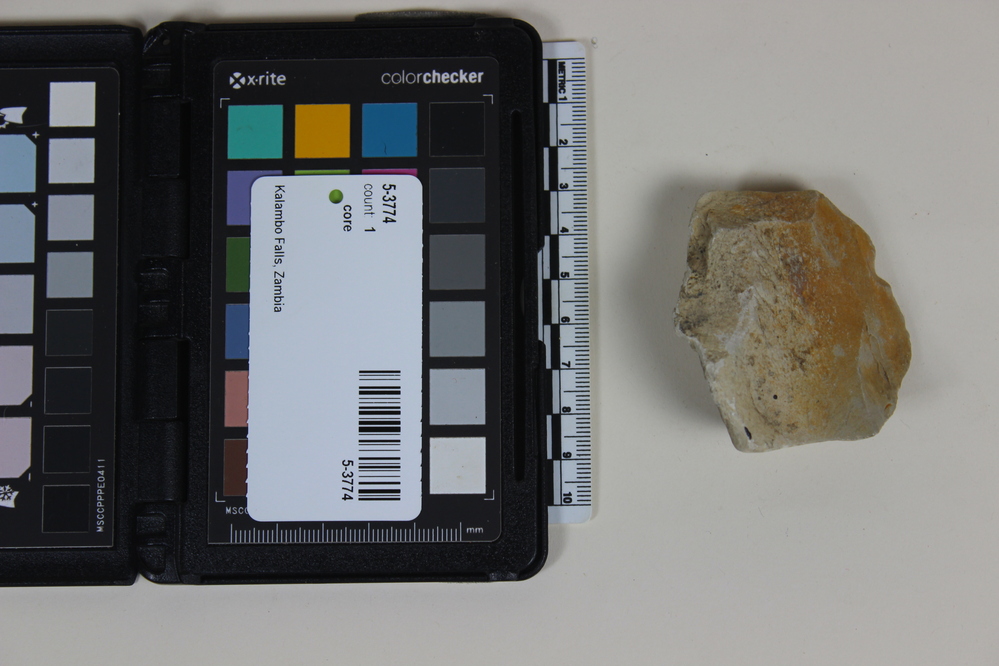 Hearst Museum object titled Core, accession number 5-3774, described as Chert core; 6.0 x 5.5 cm.