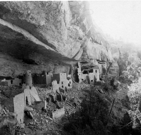 Hearst Museum object titled Black-and-white print, accession number 13-376m, described as One of a set of 17 mounted photos, 3¼ x 3¼ inches, of ruins and scenes of Cliff houses, Mesa Verde, Colorado.