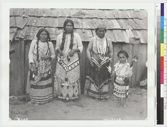 Hearst Museum object titled Black-and-white negative, accession number 15-3318, described as Mary Grimes, Clara La Fountain, Lizzie Grimes and Bertha Stewart.