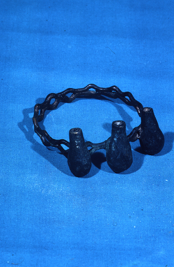 Hearst Museum object 1 of 2 titled Color slide, accession number 25-6668, no description available.