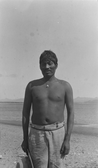 Hearst Museum object titled Black-and-white negative, accession number 15-8729, described as Portrait of a Man - Seri, on Tiburon Island, opposite Punta San Miguel, Lower California.  The man has been identified as Francisco ("Chico") Romero.