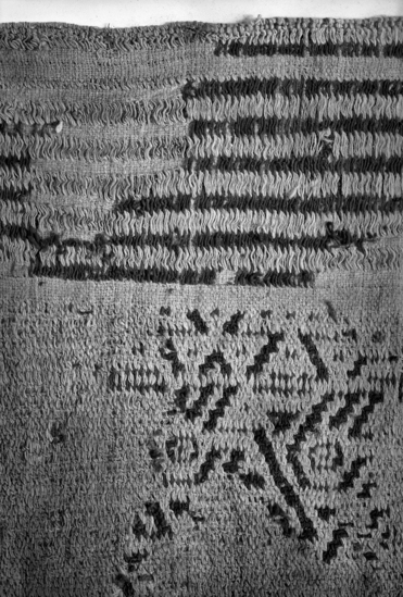 Hearst Museum object titled Black-and-white negative, accession number 15-8485, described as Peruvian textiles: 4-3637c (reverse)