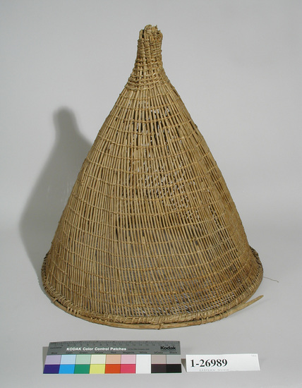 Hearst Museum object titled Basket, accession number 1-26989, described as Conical.