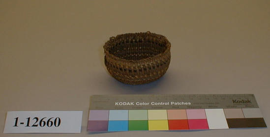 Hearst Museum object titled Food basket, accession number 1-12660, described as Food basket; twined. Warp and weft are split Tule (Schoenoplectus acutus). Black pattern is Tule root.